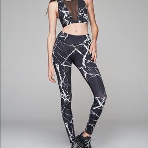Varley black and white marble mesh leggings L
